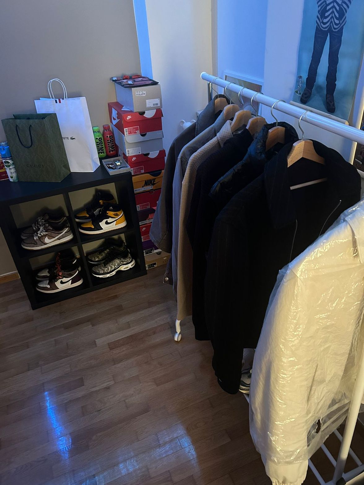 Wardrobe Makeover - Organizing luxury closet