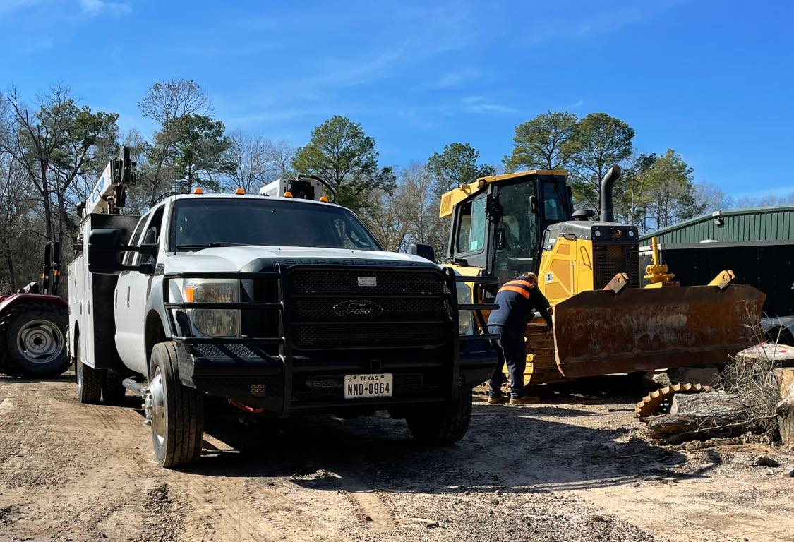 Preventive maintenance service for heavy equipment Houston Texas - Eisenjager Equipment planned maintenance agreements maximize uptime